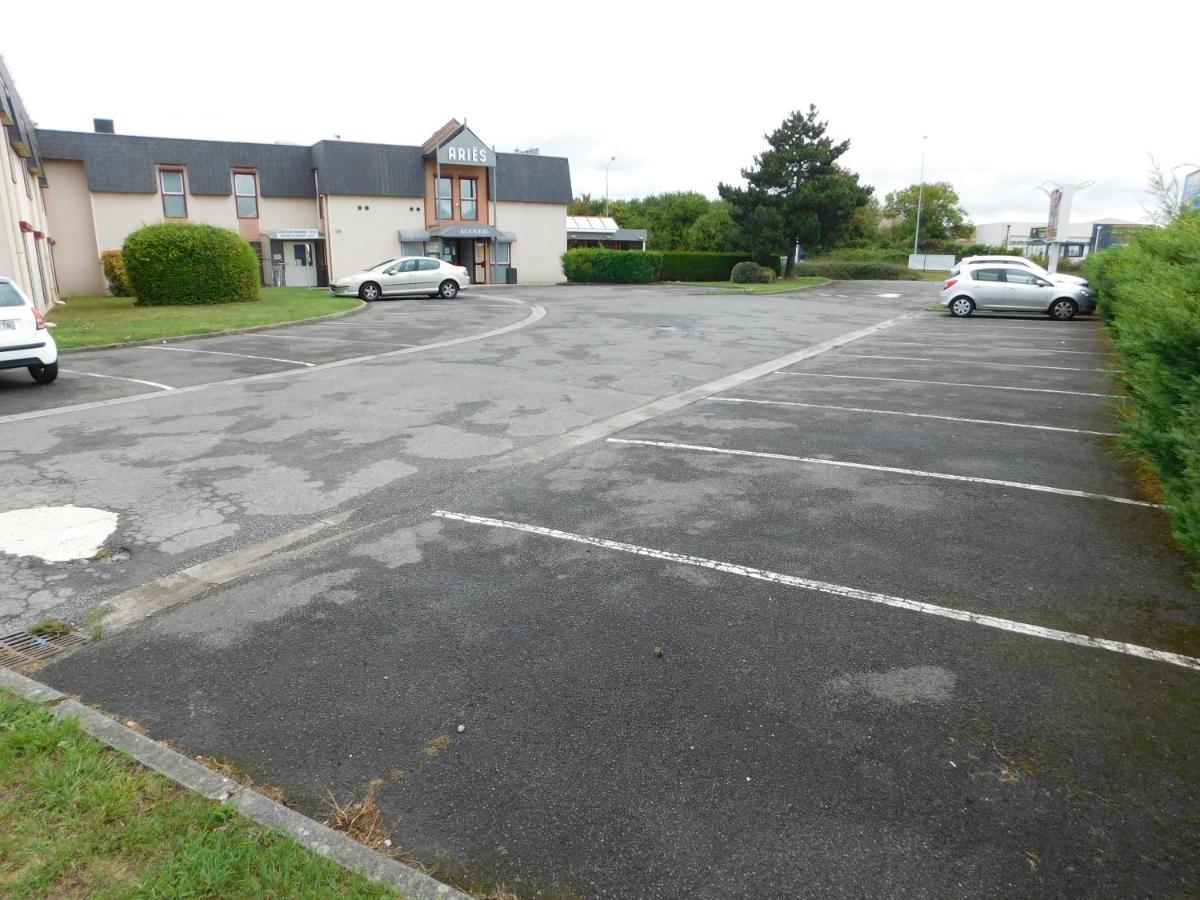 Brit Hotel Aries, Argentan Exterior photo