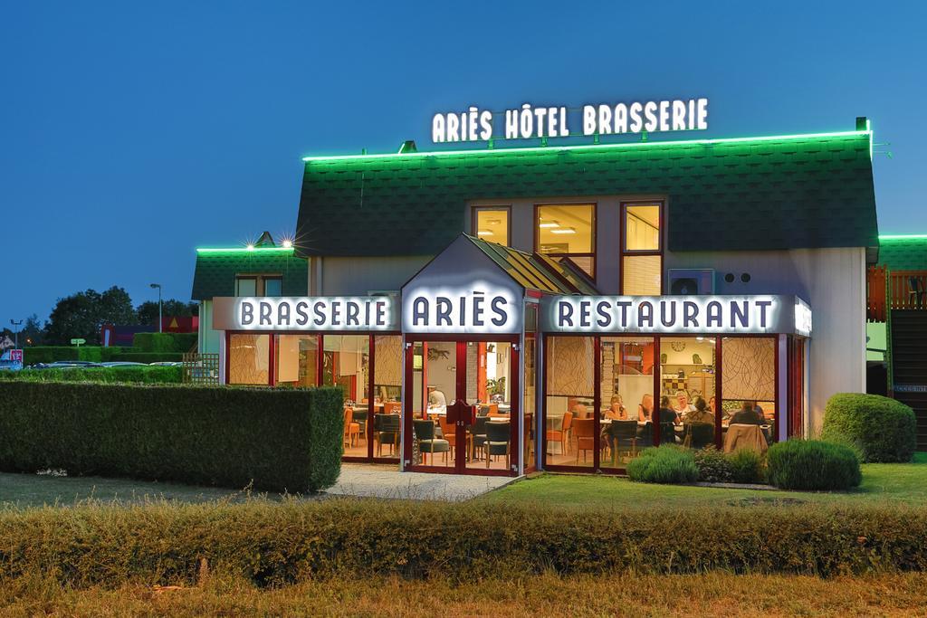 Brit Hotel Aries, Argentan Exterior photo